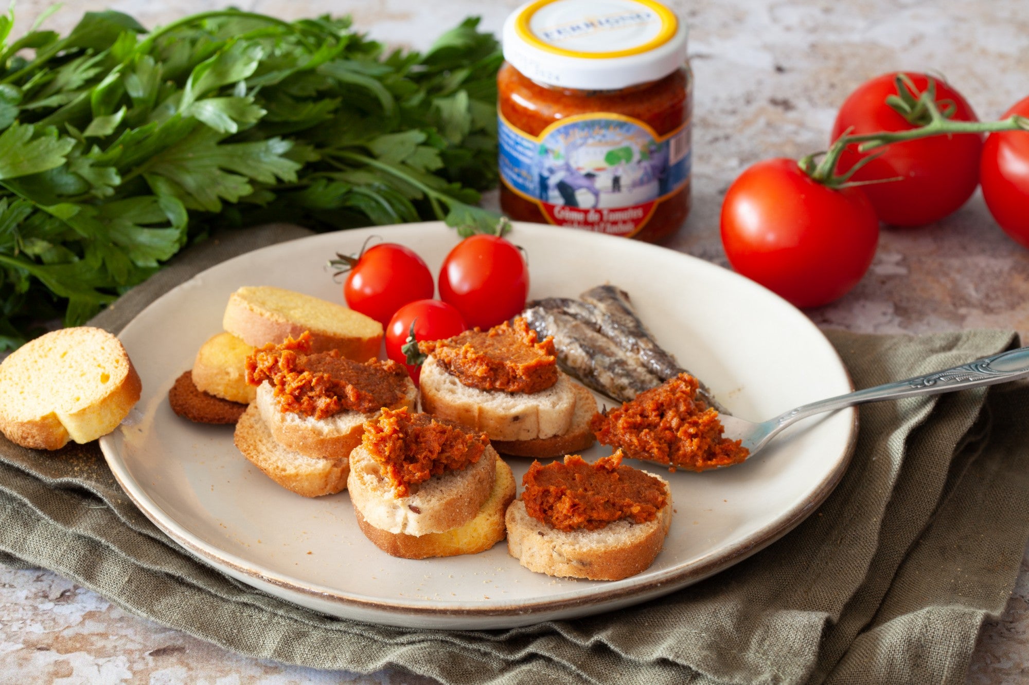 Tomatencreme mit Sardellen - Créme de Tomates séchées á l'Anchois