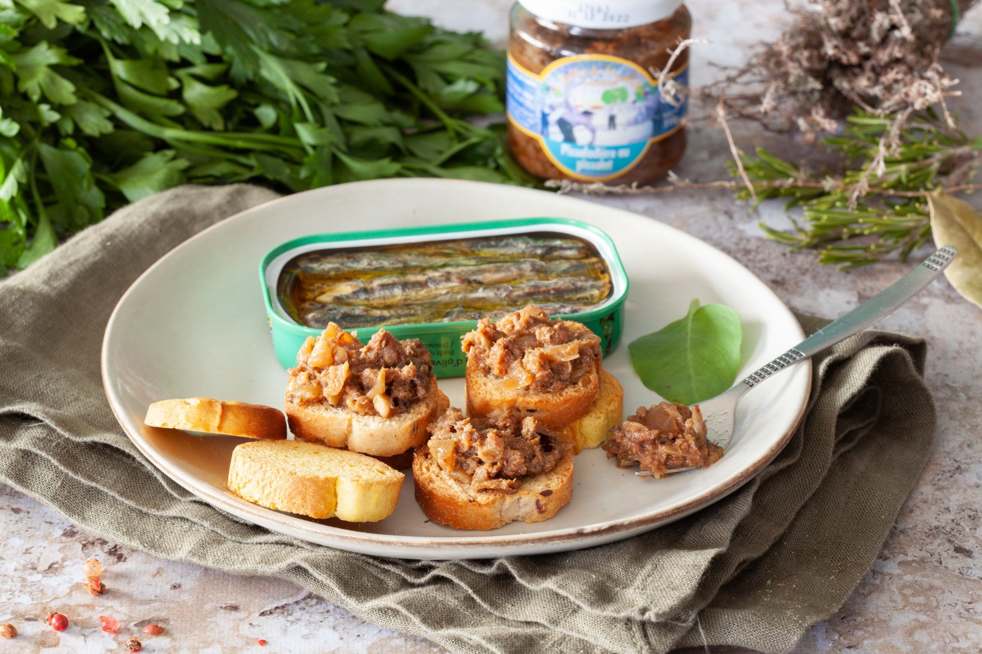 Sardinen-Paprika-Zwiebel Creme - Pissaladiére au pissalat